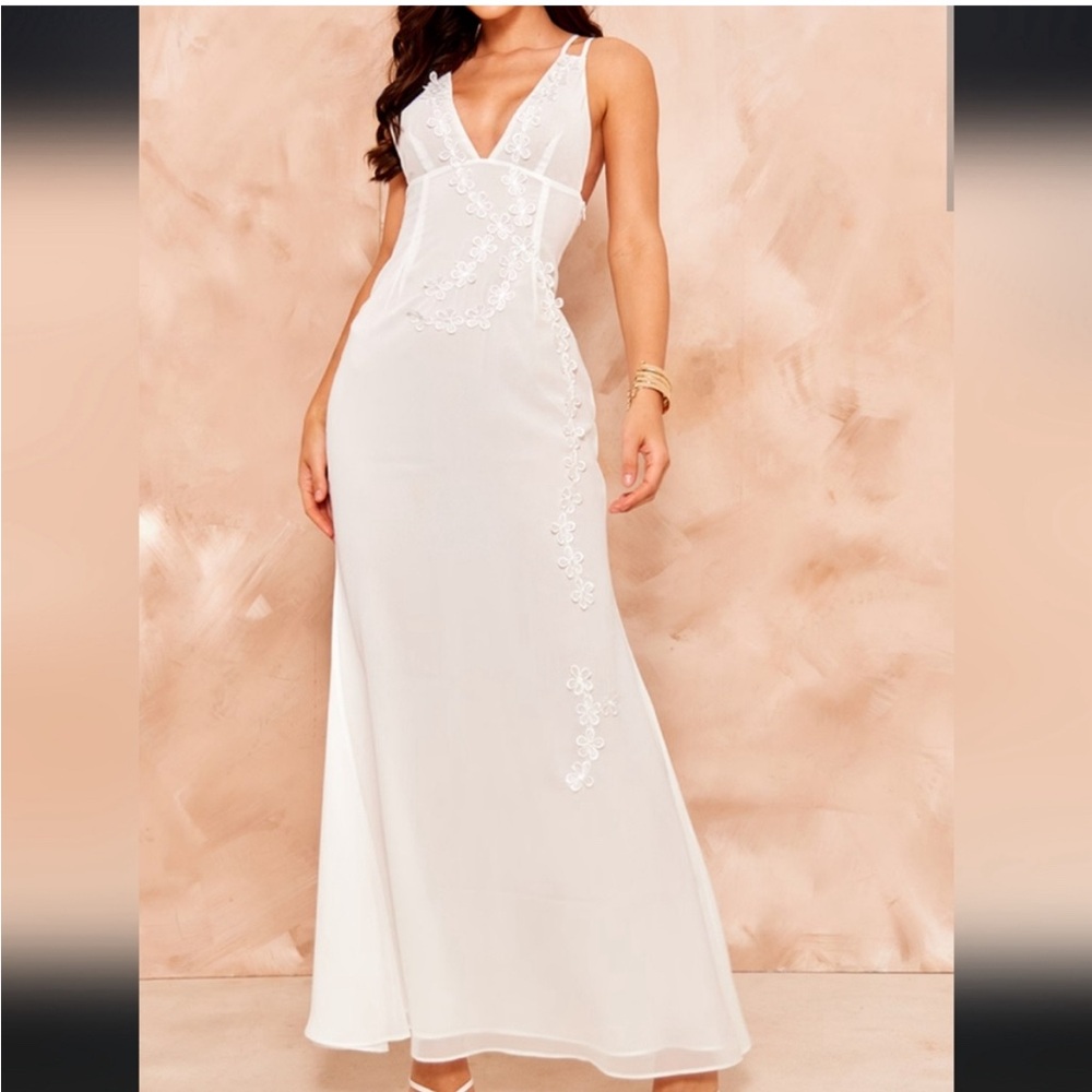 PrettyLittleThing White Lace Maxi Dress